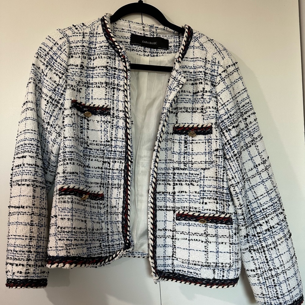 White tweed Zara blazer